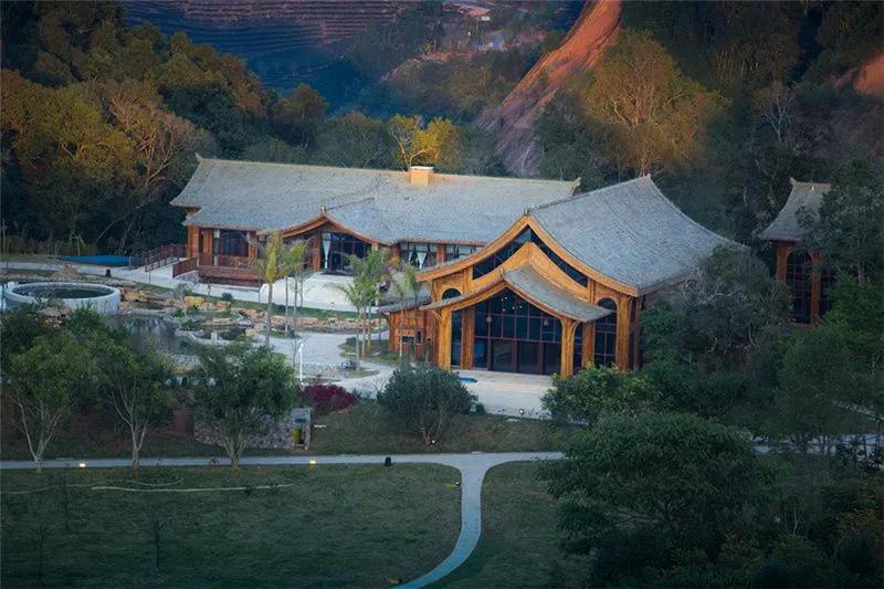 普洱藍(lán)眉山度假酒店